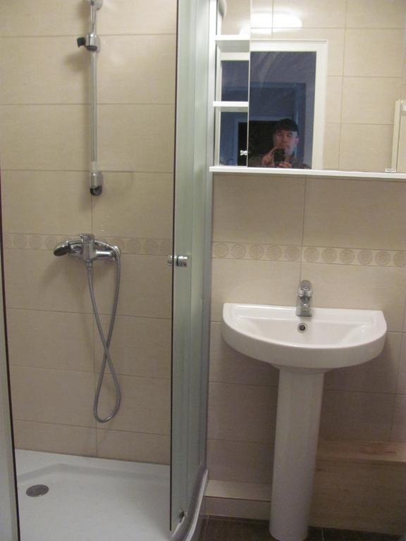 Economy Baltics Apartments - Keldrimaee タリン 部屋 写真